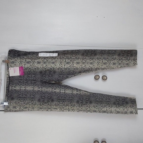 So- Womens Reptile/Snakeskin Print Leggings New! Sz.XL - Picture 1 of 8